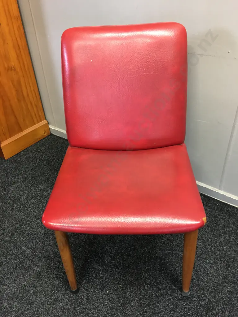 Mid Century Single Oak Framed Side Chair Red Vinyl Upholstered Seat & Back Image 1++