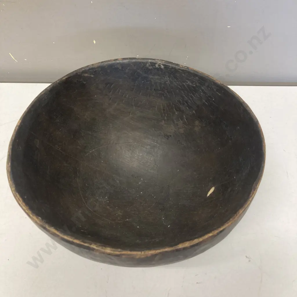 Papua New Guinea Wood Bowl. 12 x 24cm Image 1++
