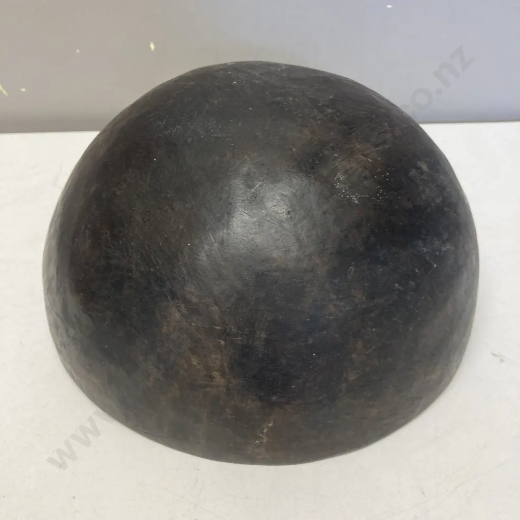 Papua New Guinea Wood Bowl. 12 x 24cm Image 1++
