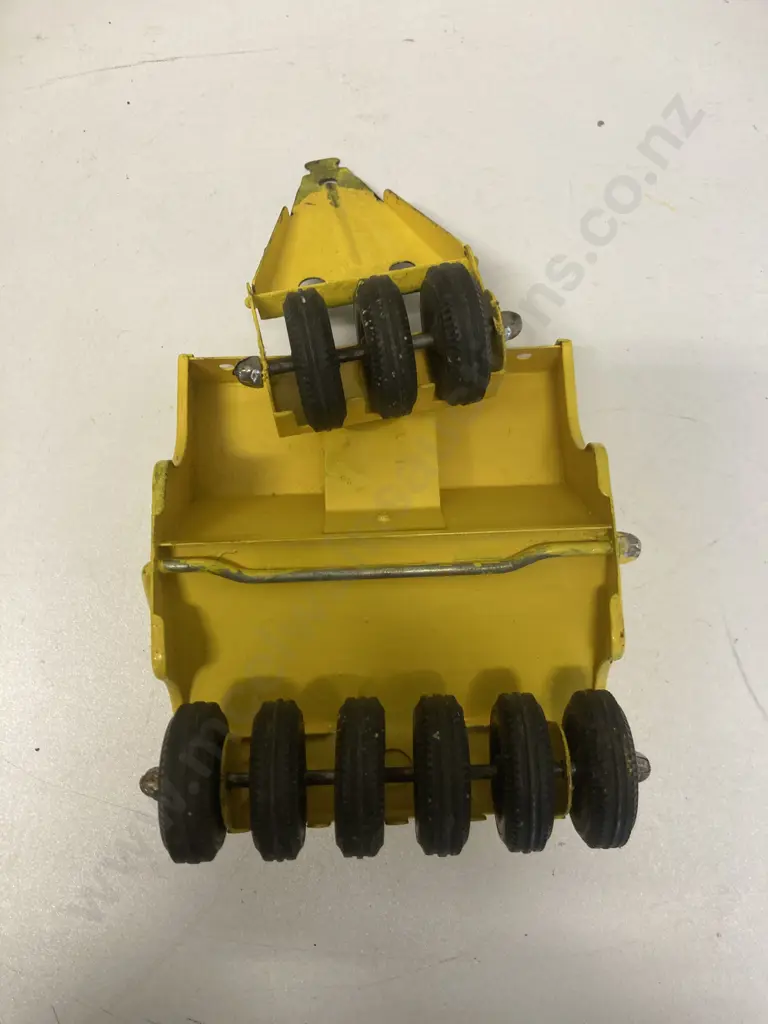Rare Vintage 1960s Tonka Bulldozer & Tonka Spread Pack - Red & Black Bulldozer, Yellow Spread Packer Image 1++