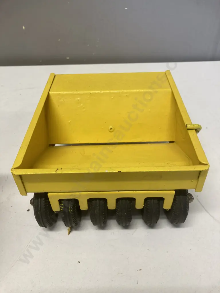 Rare Vintage 1960s Tonka Bulldozer & Tonka Spread Pack - Red & Black Bulldozer, Yellow Spread Packer Image 1++