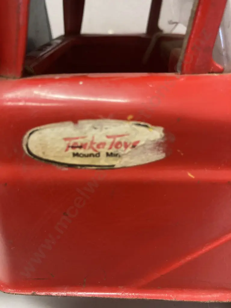 Vintage 1960s Tonka Pressed Steel Red & Blue Dump Truck. Manufactured by Tonka Toys of Mound, Minnesota. L34cm Image 1++