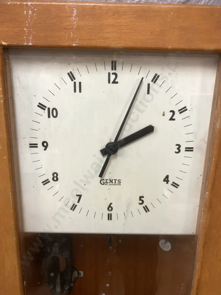 Gents of Leicester Pul-syn-etic Master Clock, W.D. & H.O. Wills. H128 W29 D18cm Image 1++