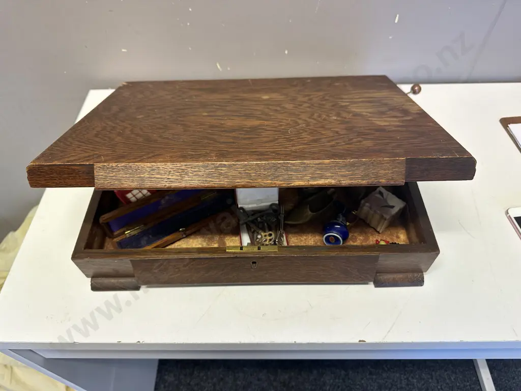 Antique Oak Canteen / Storage Box With Vintage Items Including Brass, Copper, Keys Etc Image 1++