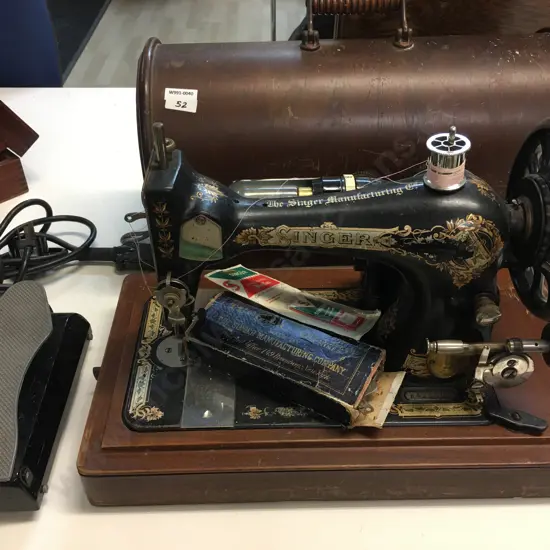 Antique 1906 Singer Model 28 Sewing Machine With Bentwood Case