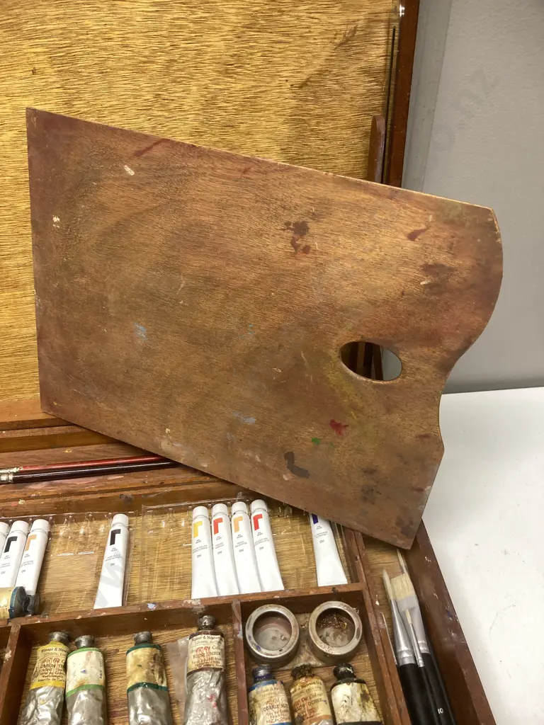 Vintage Oak Wooden Artist's Case With Pallet & Oil Paints Etc Image 1++