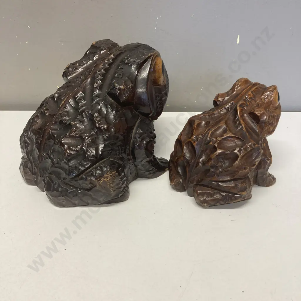 Wooden Hand Crafted Frog. 15 x 21cm With a Vietnamese Hand Crafted Frog. 12 x 15cm Image 1++