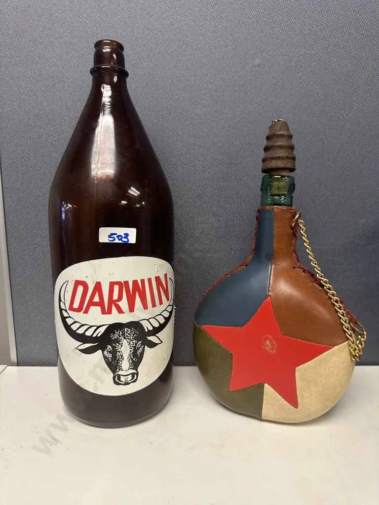 Vintage Leather Covered Viresa Glass Wine Bottle & 36cm Victoria Bitter Draught 2.25 Litre Darwin Stubby Image 1++