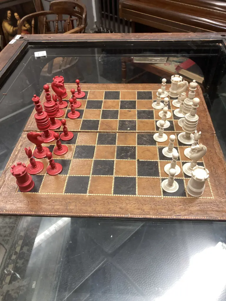 Antique Red & White Ivory Bone Chess Set. King 9cm High With Playing Board Image 1++