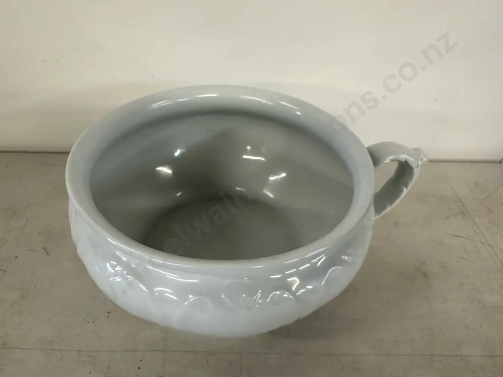 English Antique White Chamber Pot - Johnson Bros (Small Chip On Base) Image 1++