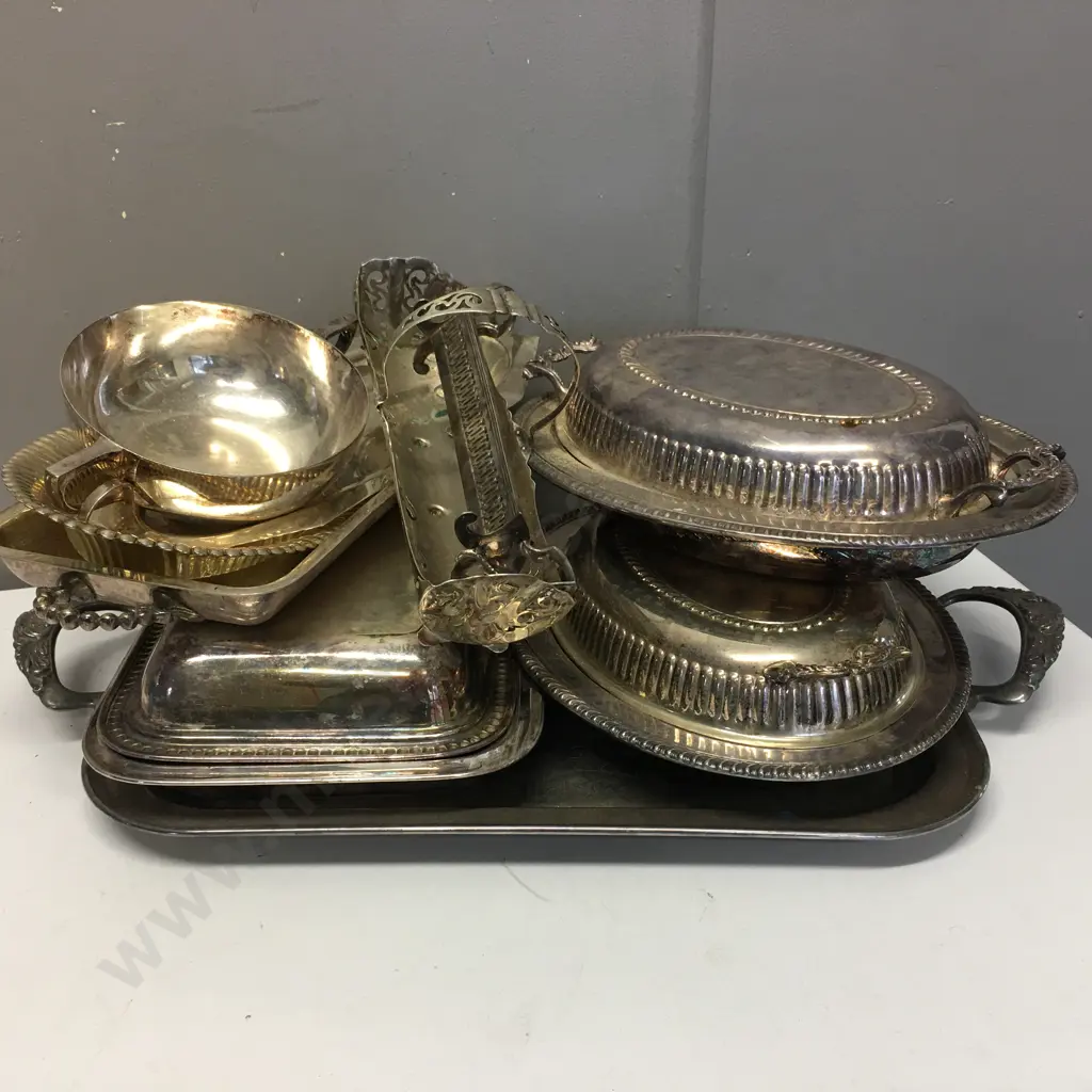 Assorted Silverware Image 1++