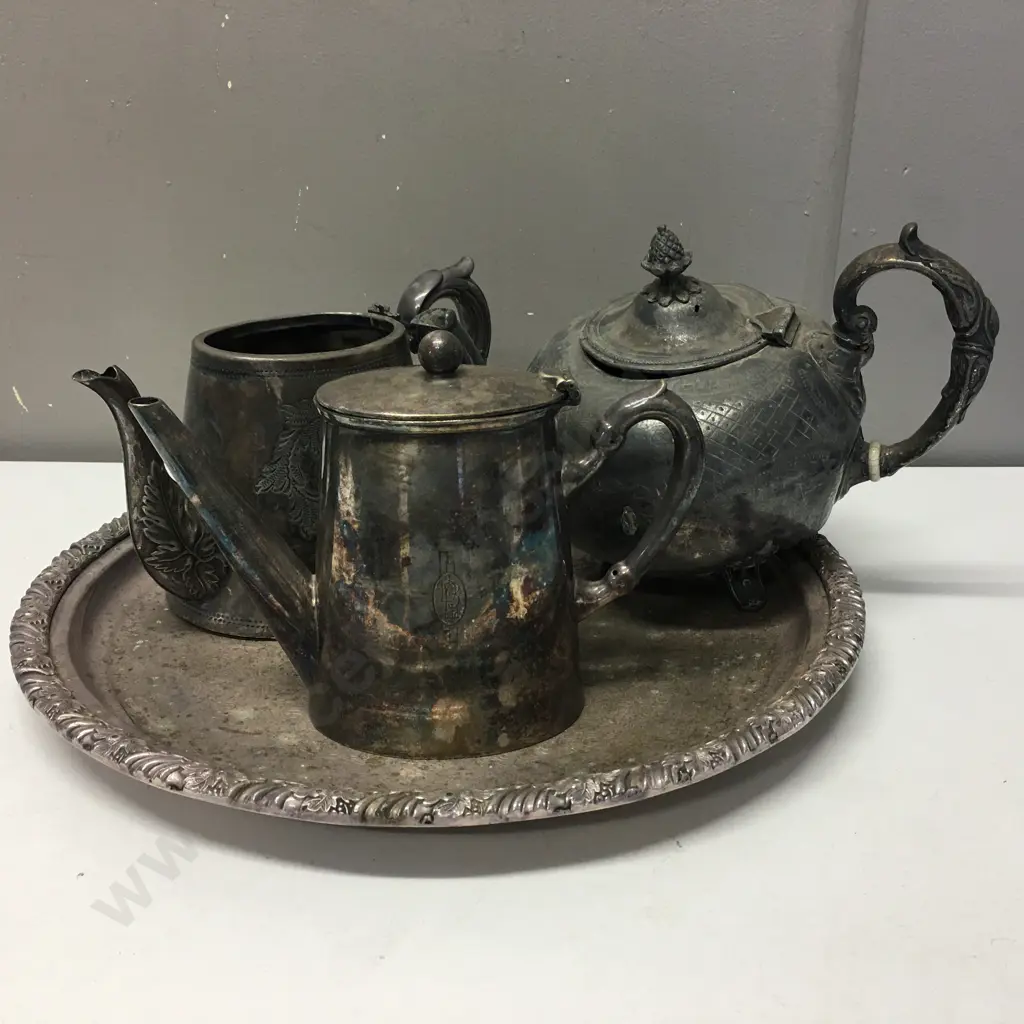Assorted Silverware Image 1++