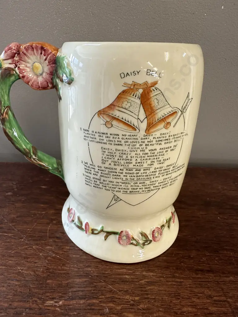Crown Devon Feildings Daisy Bell Large Musical Mug Image 1++