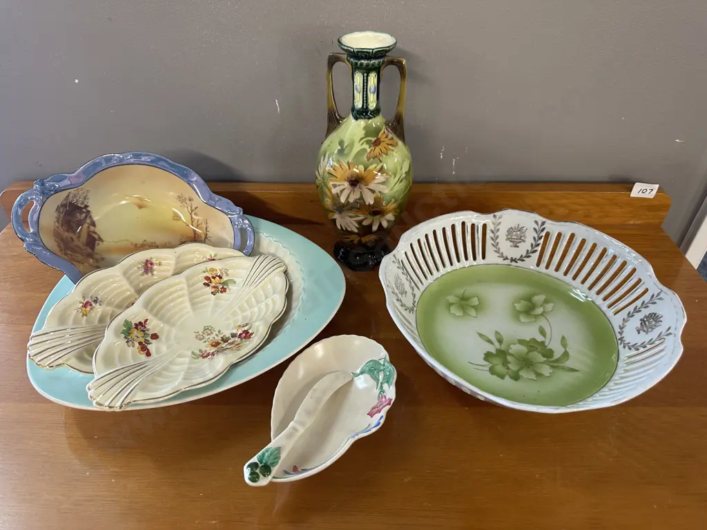 Selection of China Items Including Victorian, Staffordshire Etc Image 1++