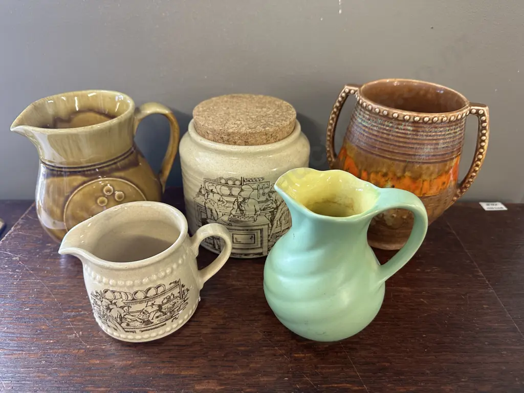Assorted Pottery Items Including Crown Lynn, Ballins Jug Etc Image 1++