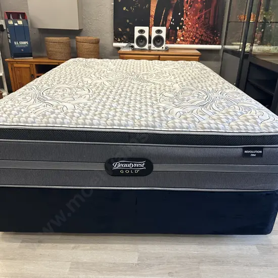 Beautyrest Gold Revolution Firm Queensize Mattress & Base