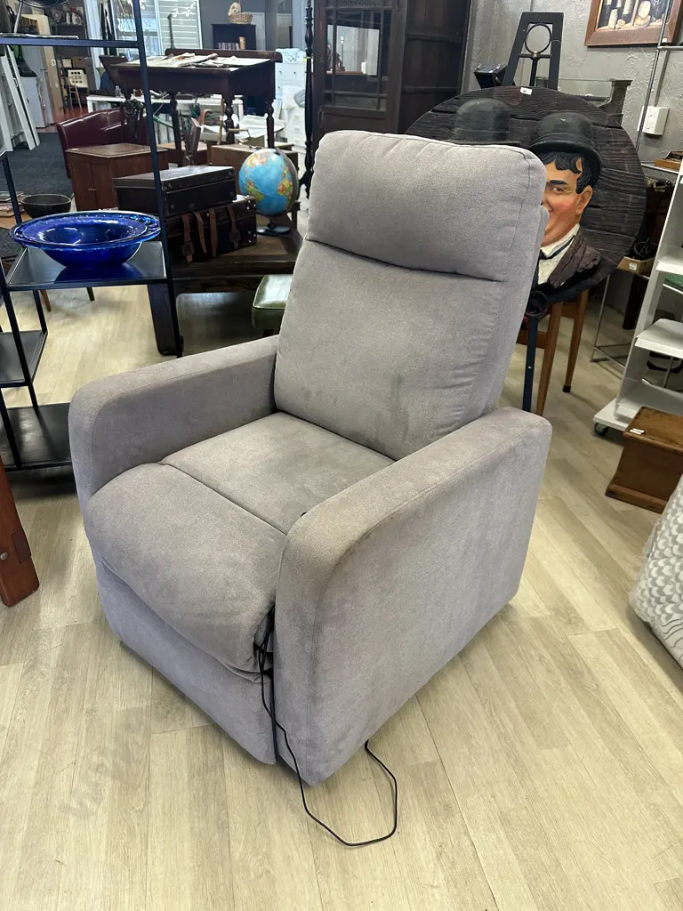 Electric Recliner/Lift Chair in Grey Fabric Image 1++