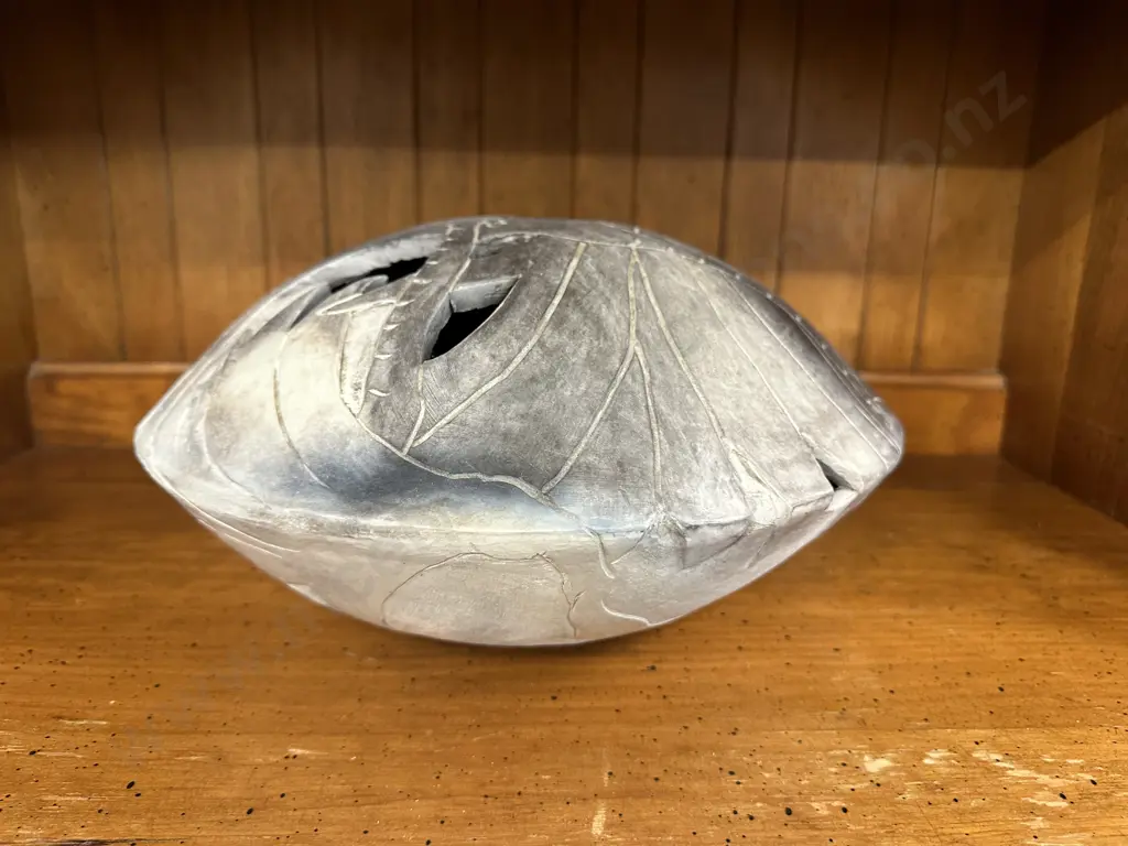Large Decorative Bowl Image 1++