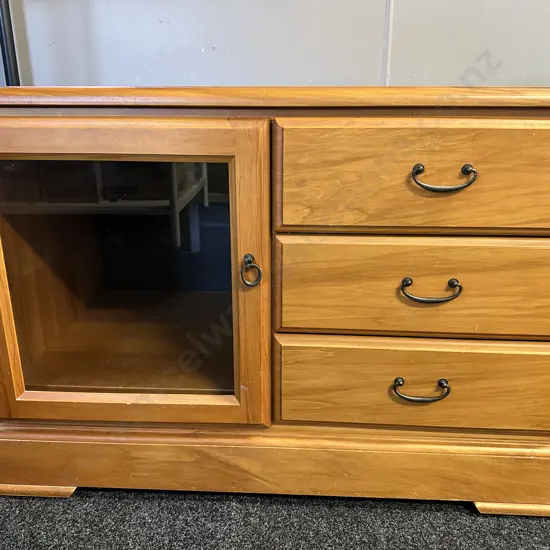 Rimu Side Cabinet, Single Glass Door, 3 Drawer With Metal Handles. H73 W107 D55cm