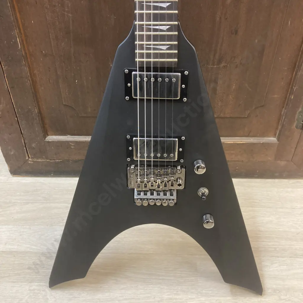 Kramer Nite-V Electric Guitar (Damaged) Image 1++