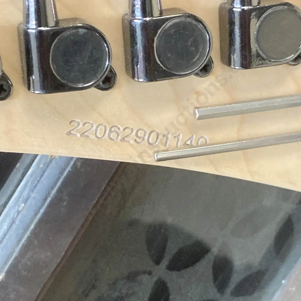 Kramer Nite-V Electric Guitar (Damaged) Image 1++