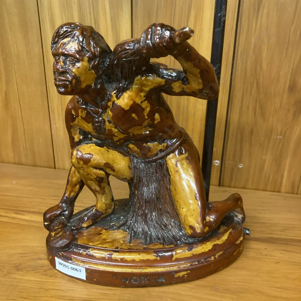 Vintage / Retro Maori Warrior Resin Lamp. 36 x 19cm (As Found Condition) Image 1++