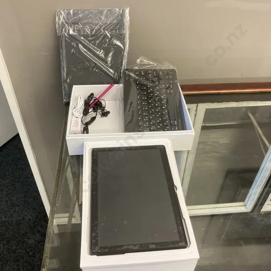 Pad15Pro Android Tablet With Accessories, Boxed