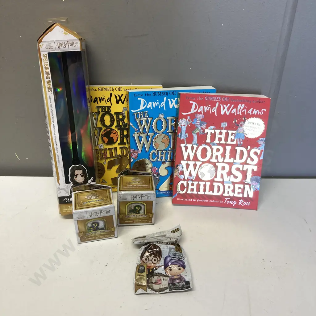 David Walliams The Worlds Worst Children With 2 &3, Harry Potter Severus Snape Wand, 2 Micro Magical & Pencil Topper Image 1++