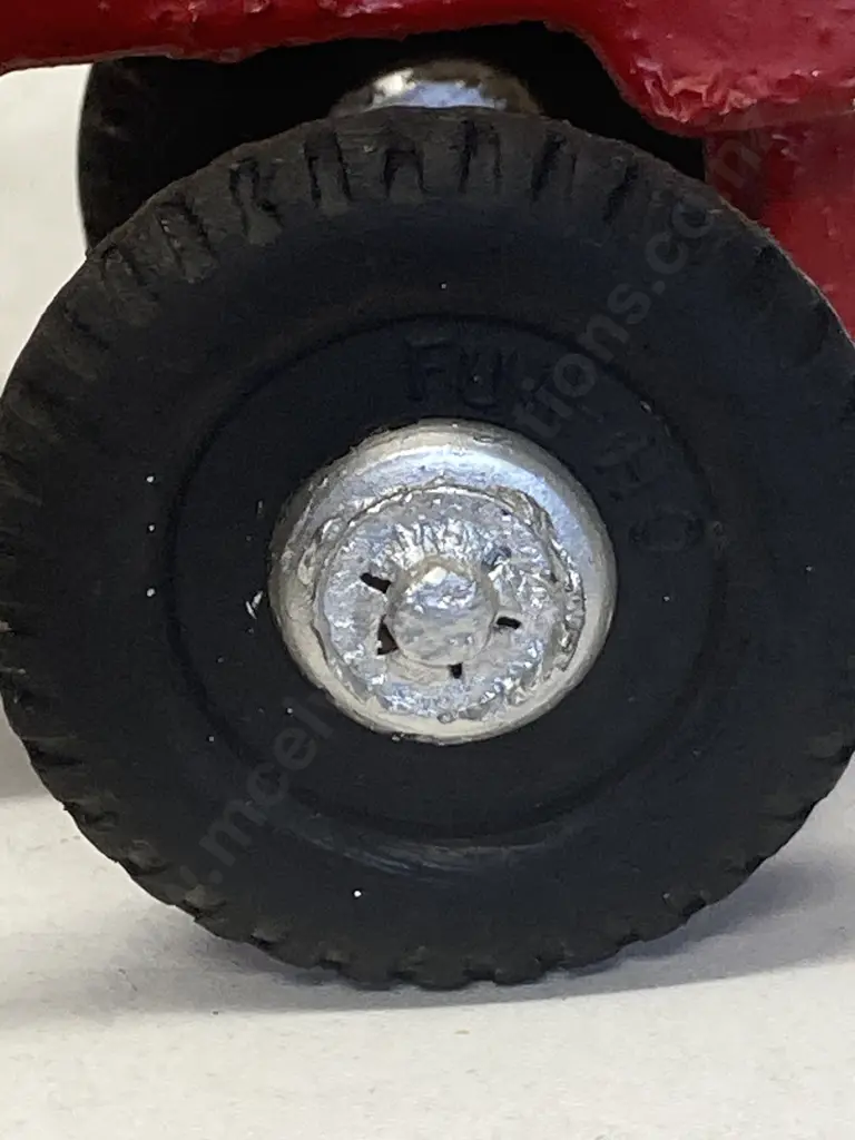 Fun Ho Red Medium Tractor with Blade. Cast Aluminium from 1958 - 1980. L25cm Image 1++