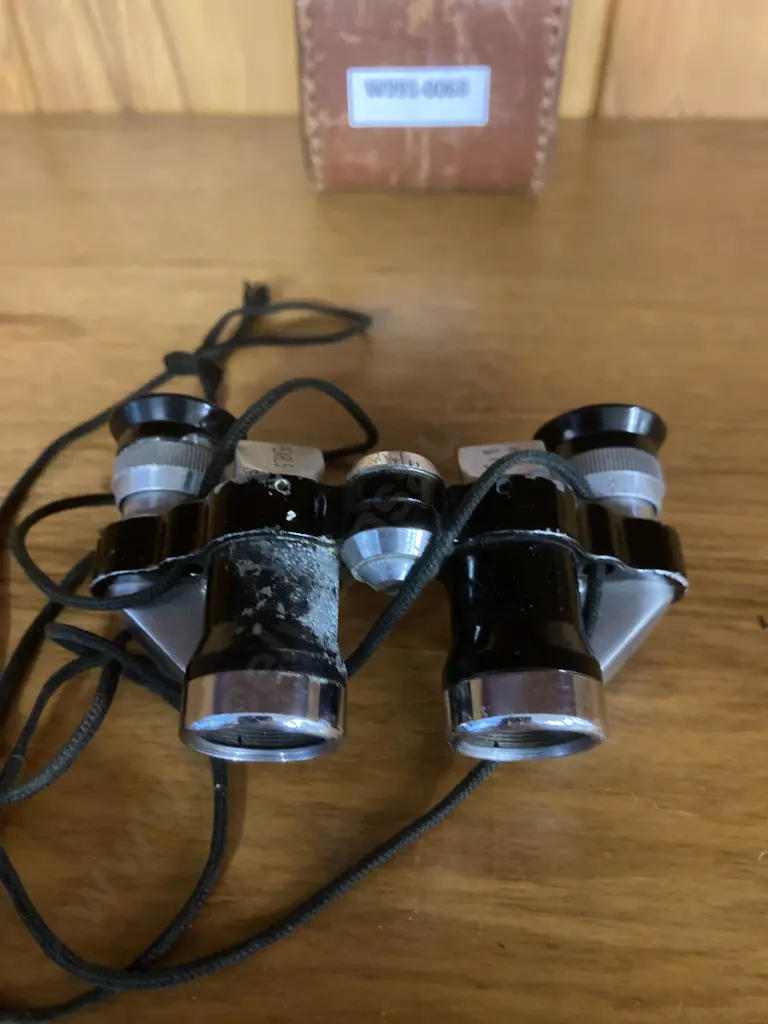 Vintage Pearls 6 x 15 Mini Binoculars No.16046 With Leather Case Stamped Made In Occupied Japan Image 1++