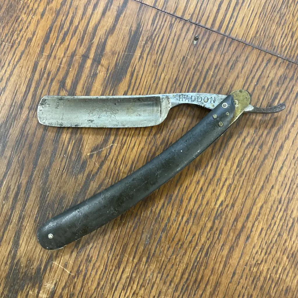 Vintage Haddon England Straight Razor Image 1++