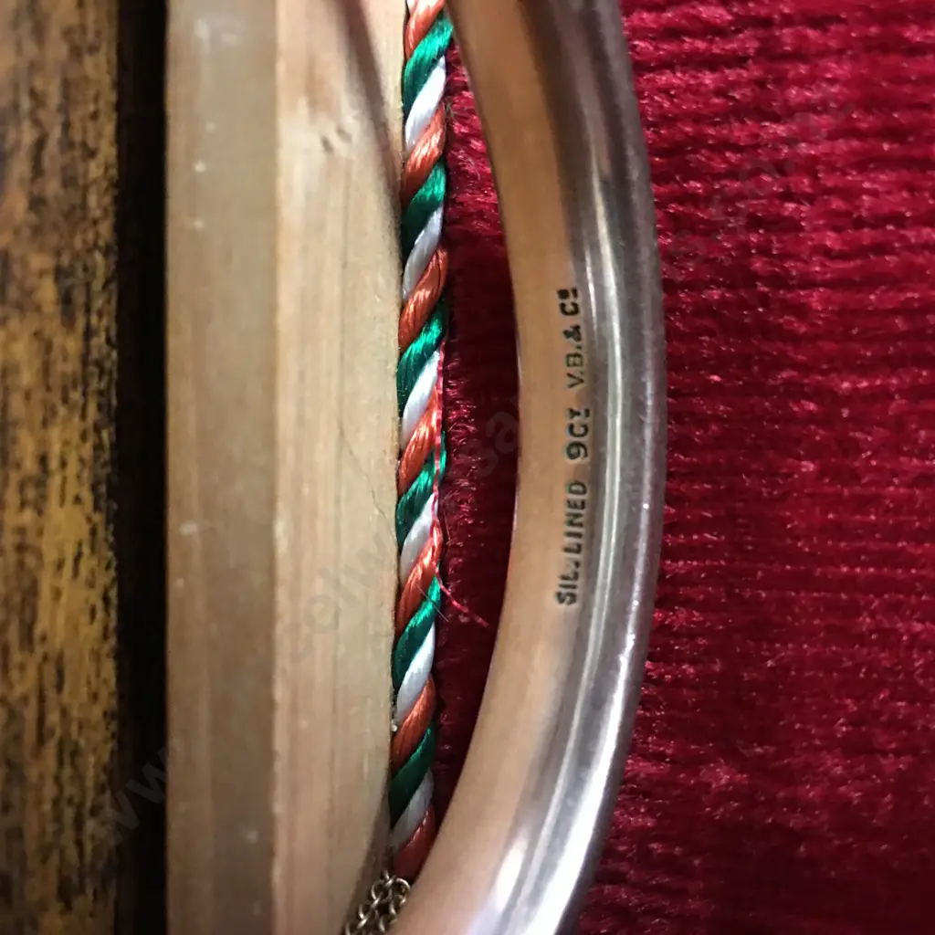 Silver Lined 9ct VB&CS Etched Bangle, Snap Clasp With Safety Chain. 14.2gm Image 1++
