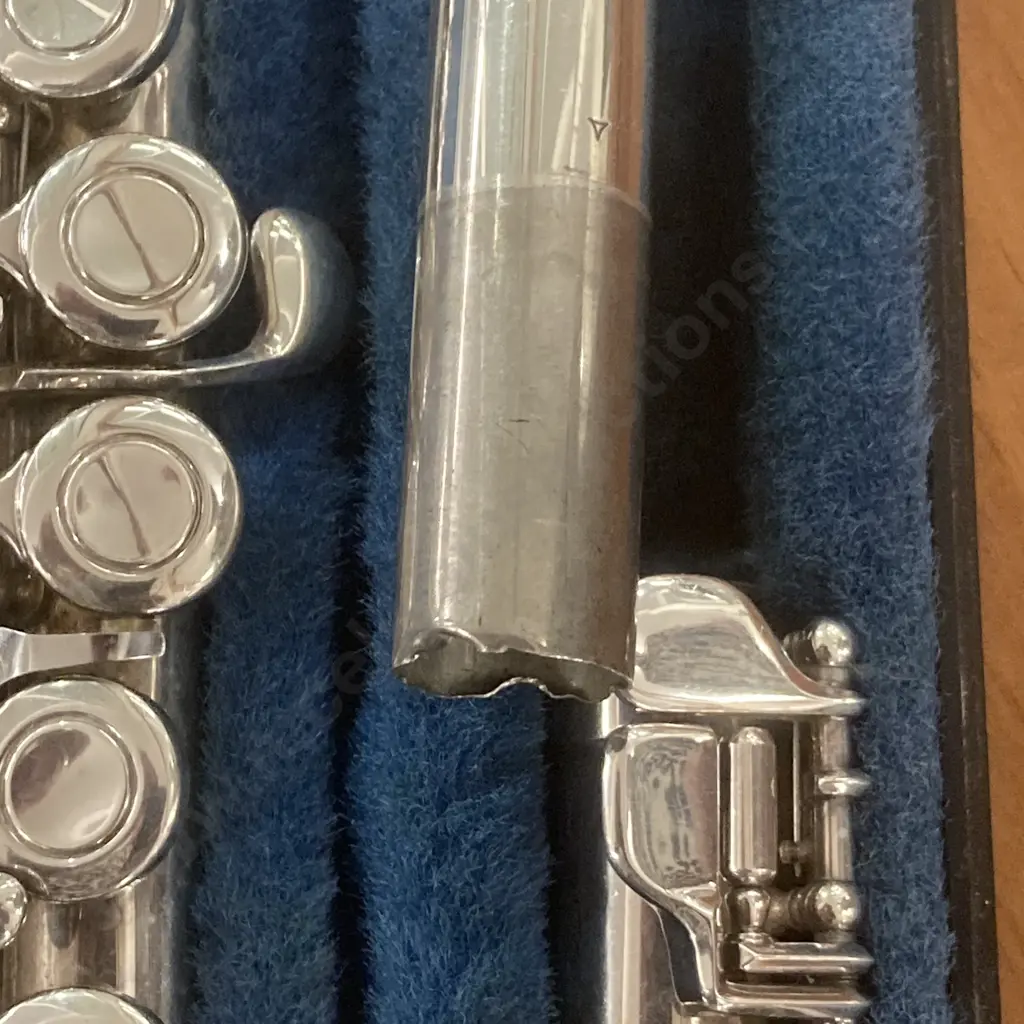 Yamaha YFL21S Silver Plated Flute with Hard Case Image 1++