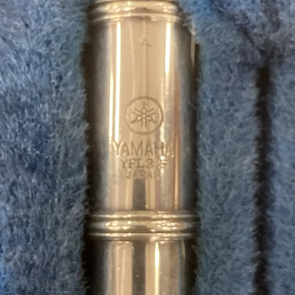 Yamaha YFL21S Silver Plated Flute with Hard Case Image 1++