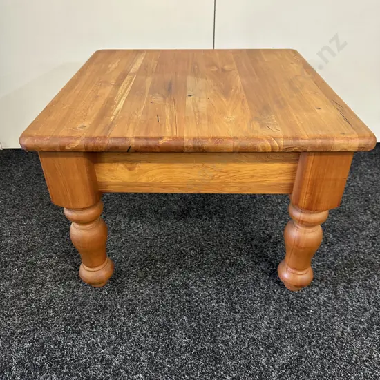 Rimu Occasional Lamp Table H42,W60x60cm
