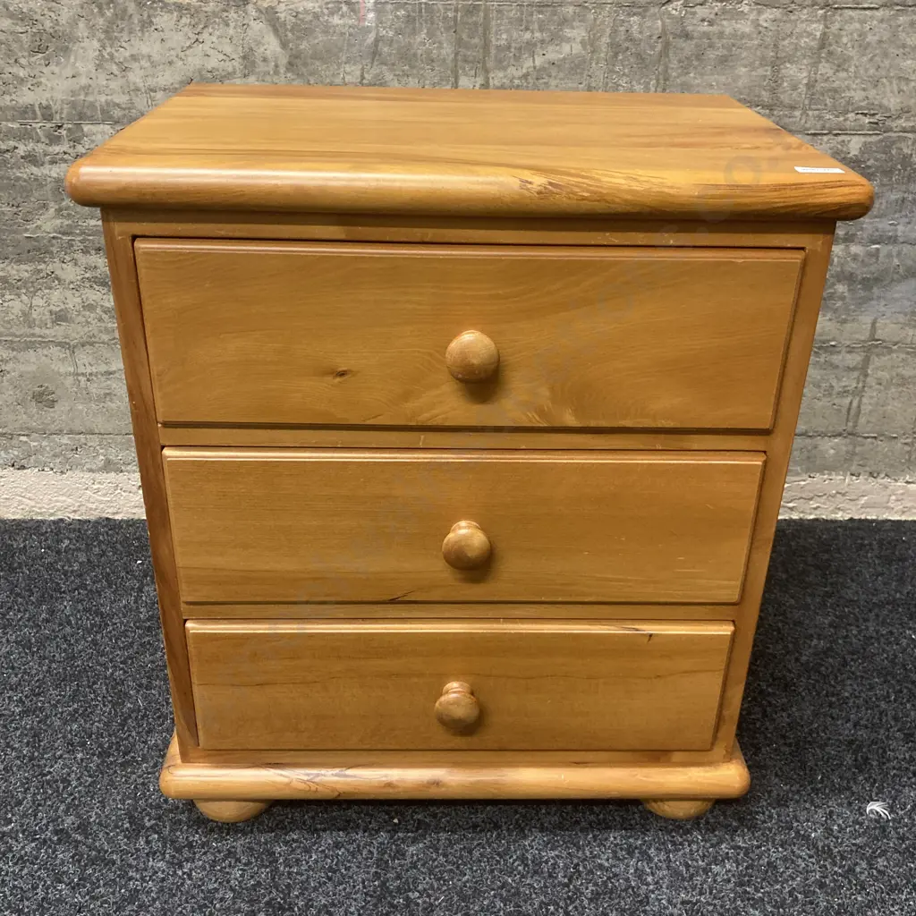 Heavy Rimu 3 Drawer Bedside Cabinet, Knob Handles & Bun Feet. H61 W54 D36cm Image 1++
