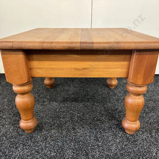 Rimu Occasional Lamp Table H42,W60x60cm