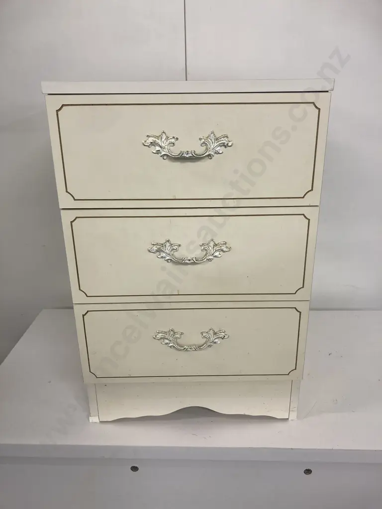 Vintage White 3 Drawer Bedside. H60 W40 D40cm Image 1++