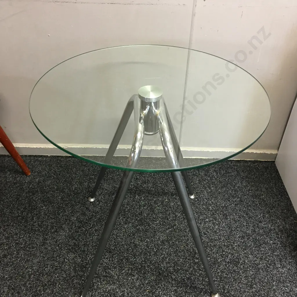 Modernist Round Glass Table H64,59x59cm. Image 1++