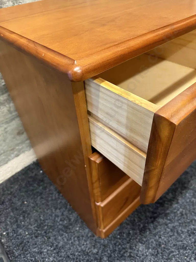 Pine 3 Drawer Bedside. H62 W47 D43cm Image 1++