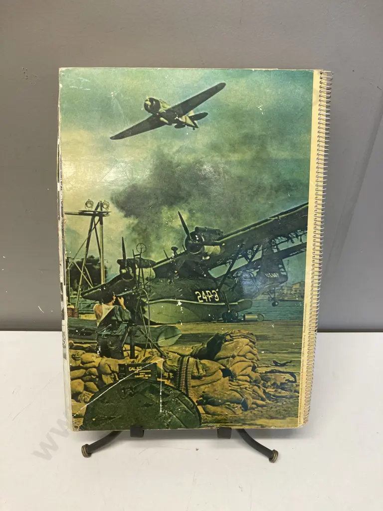 WAR MOVIES Tom Perlmutter 1974 First Edition, First Printing. Spiral Bound, New Jersey Castle Books. ISBN 0890090009 Image 1++