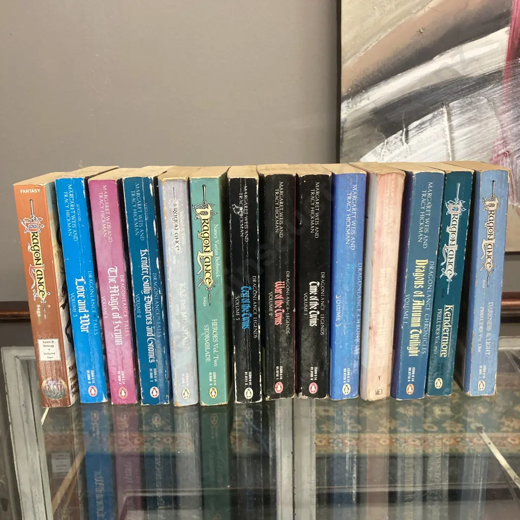 Lot of Fourteen Dragonlance Novels Image 1++