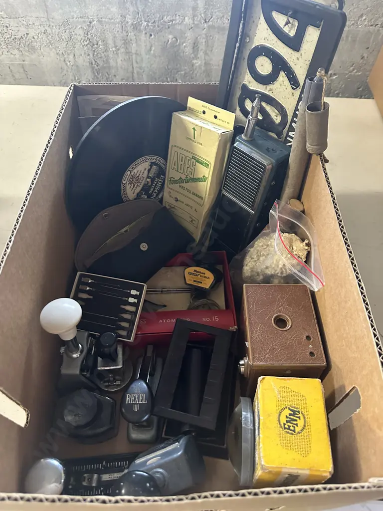 Assorted Vintage Items Including Automatic Numerator, Camera Etc Image 1++