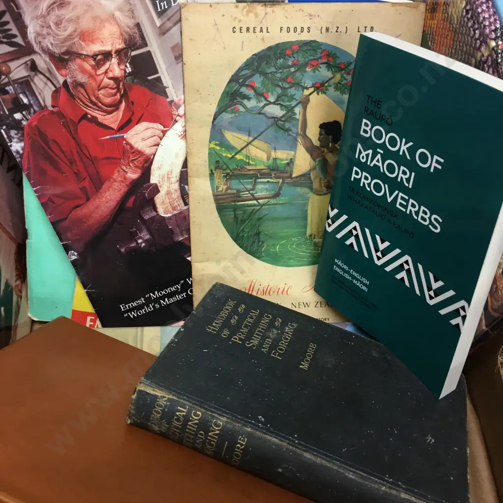 Assorted Books Including Cereal Foods, Maori Proverbs, Warther Carvings Etc Image 1++