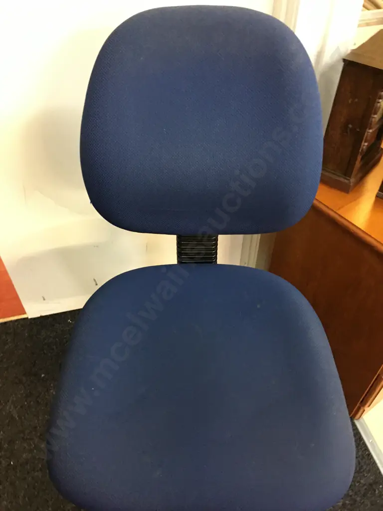 Blue H&O 3 Lever Operator Midback Chair Image 1++