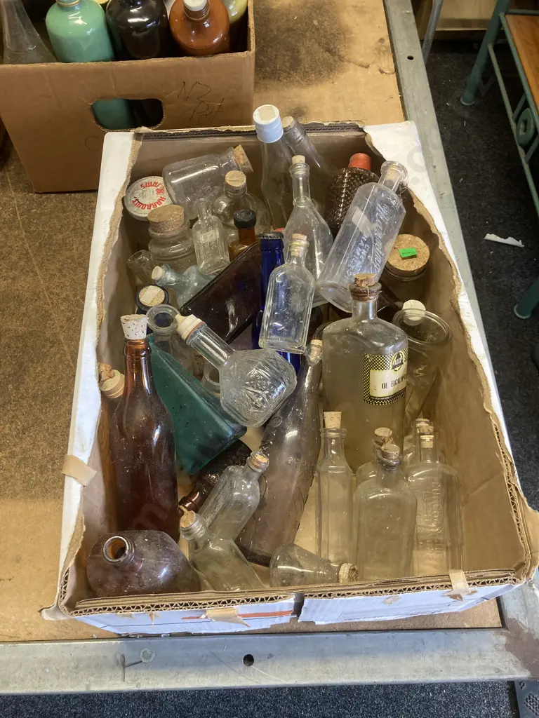 Collectors Bottles & Jars Image 1++