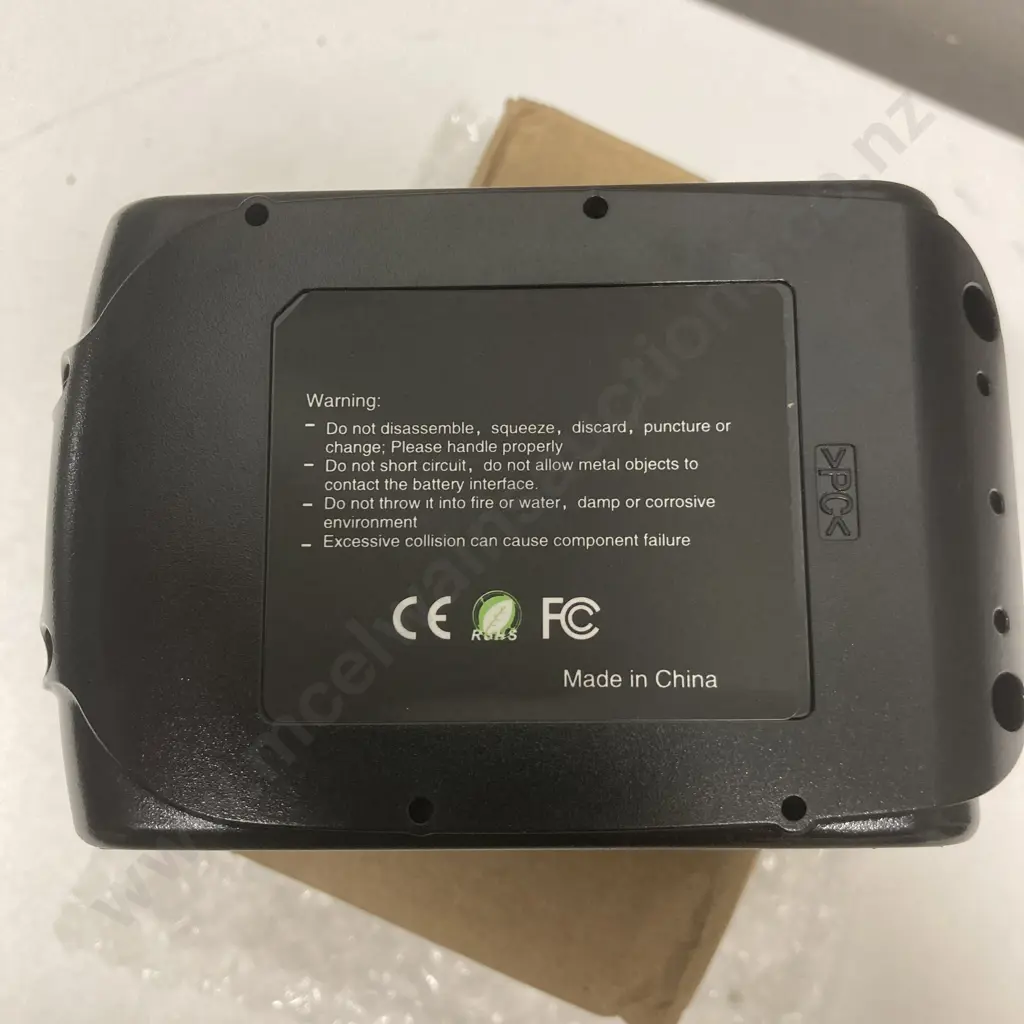 BL185018v 4.0Ah Makita Compatible Li-Ion Powertool Battery Image 1++
