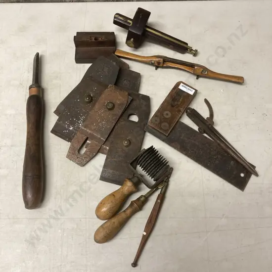 Antique & Vintage Tools