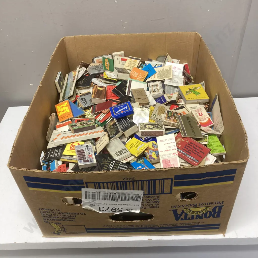 Large Vintage Matchbook Collection Image 1++