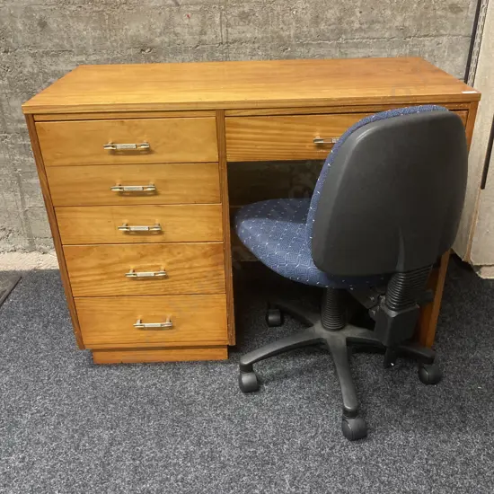 Vintage Pine 5 Drawer Students Desk, Gold & White Metal Handles. H77 W103 D49cm. With a Blue Fleck Adjustable Chair